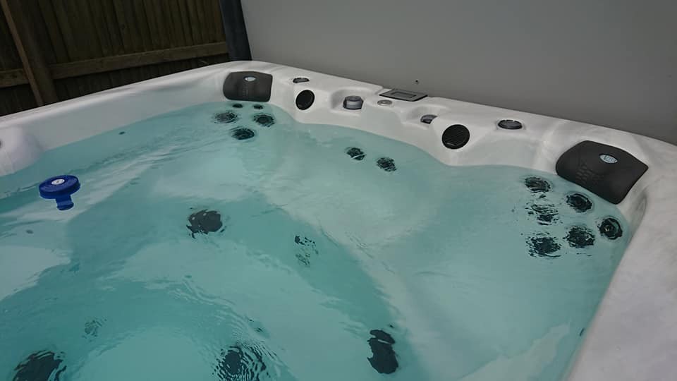 Плавательный спа-бассейн с противотоком Vita Spa Swim Spa VL 4