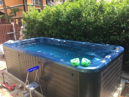 Плавательный спа бассейн Vortex Spas Aquagym MAX Exterme